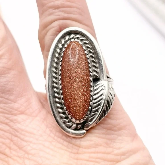 Size 6.5 Goldstone 925 Sterling silver ring - Picture 1 of 7